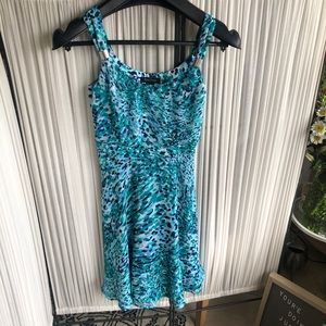 White House Black Market Watercolor Dress sz 0.  CL418z
